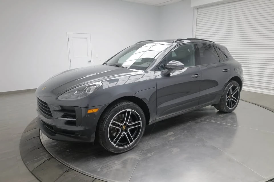2019 Porsche Macan - Image 2 of 14