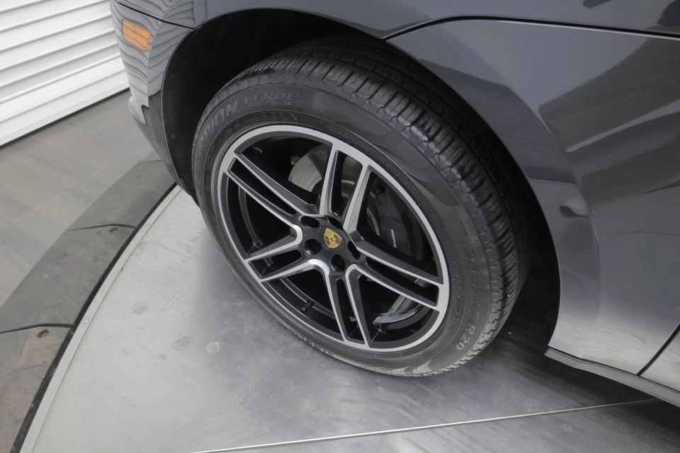 2019 Porsche Macan - Image 5 of 14