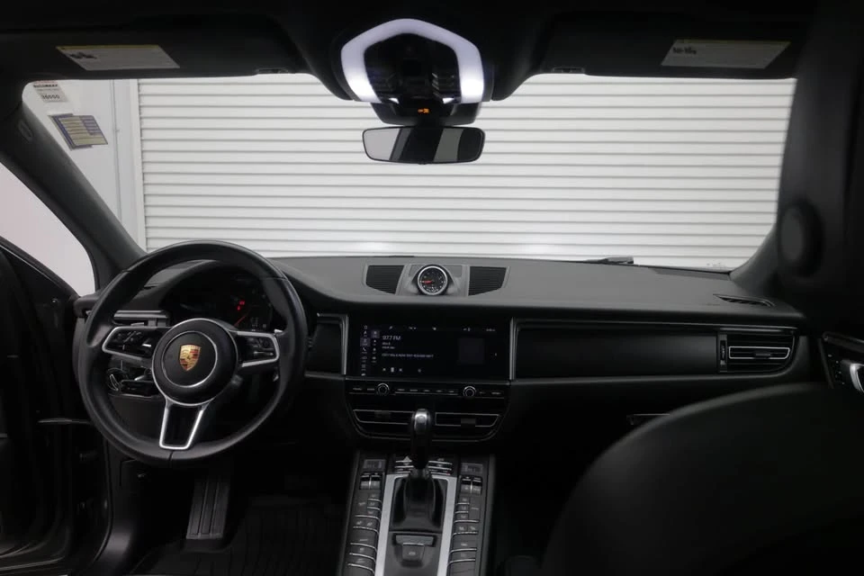 2019 Porsche Macan - Image 10 of 14