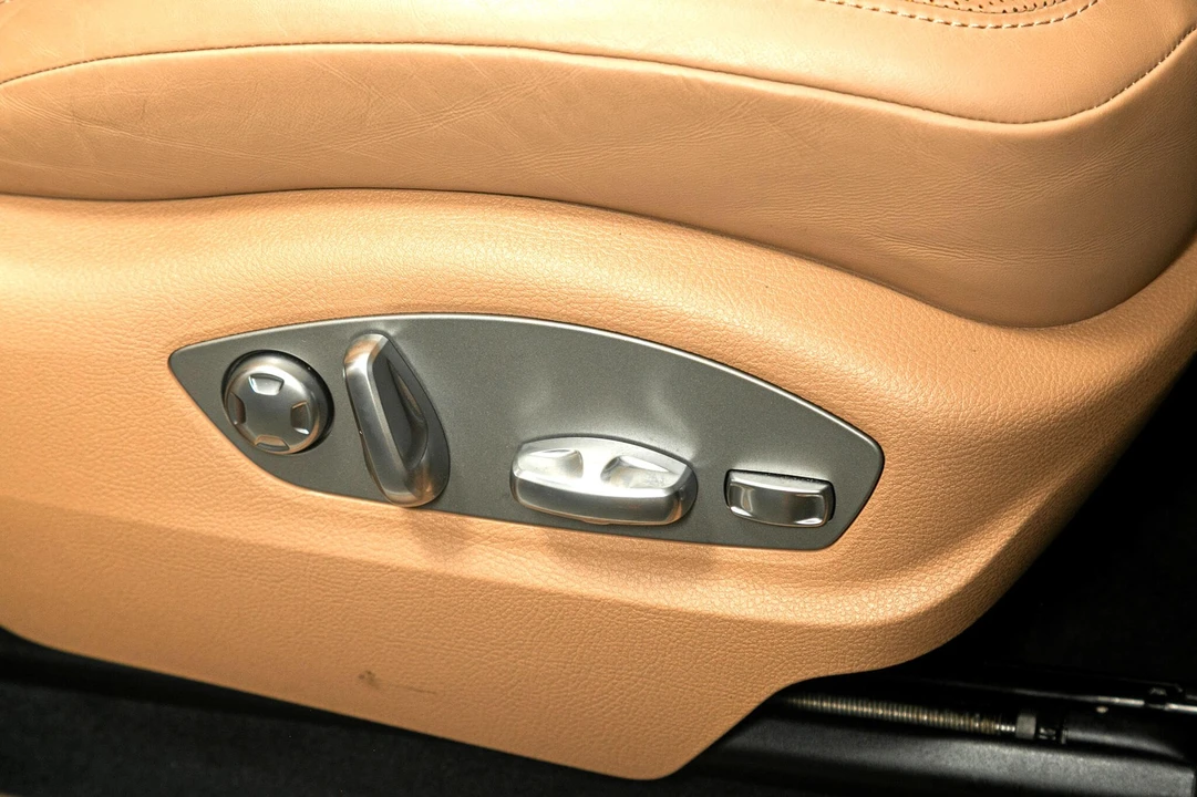 2019 Porsche Macan - Image 21 of 21