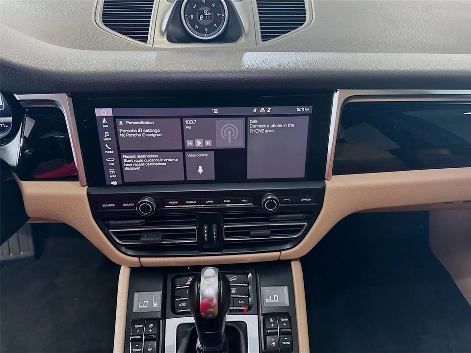 2019 Porsche Macan - Image 9 of 21