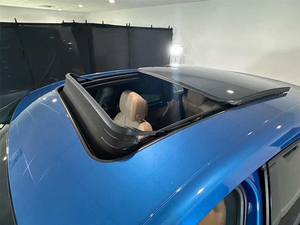 2019 Porsche Macan - Image 14 of 21