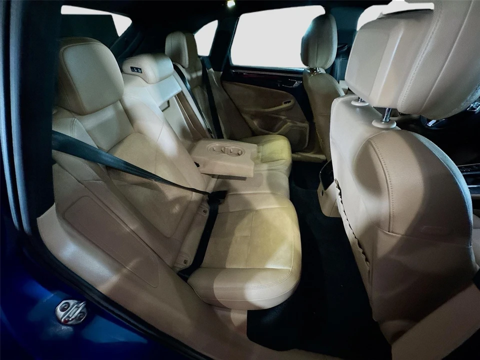 2019 Porsche Macan - Image 20 of 21