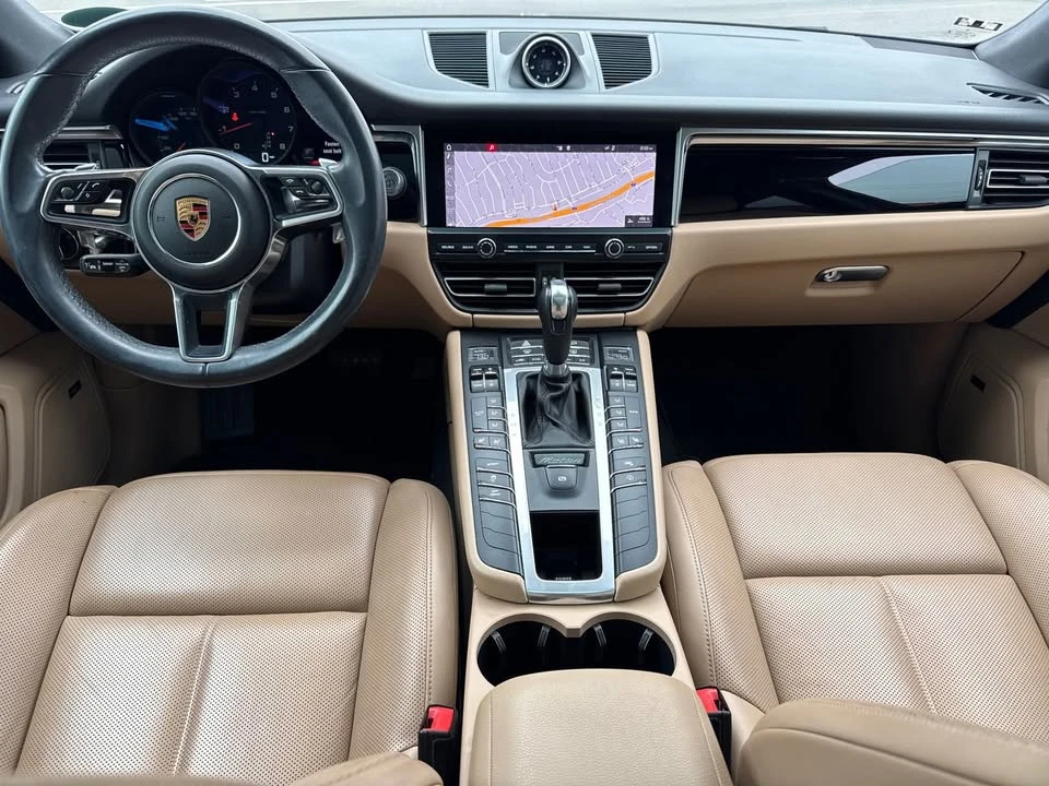 2019 Porsche Macan - Image 12 of 20