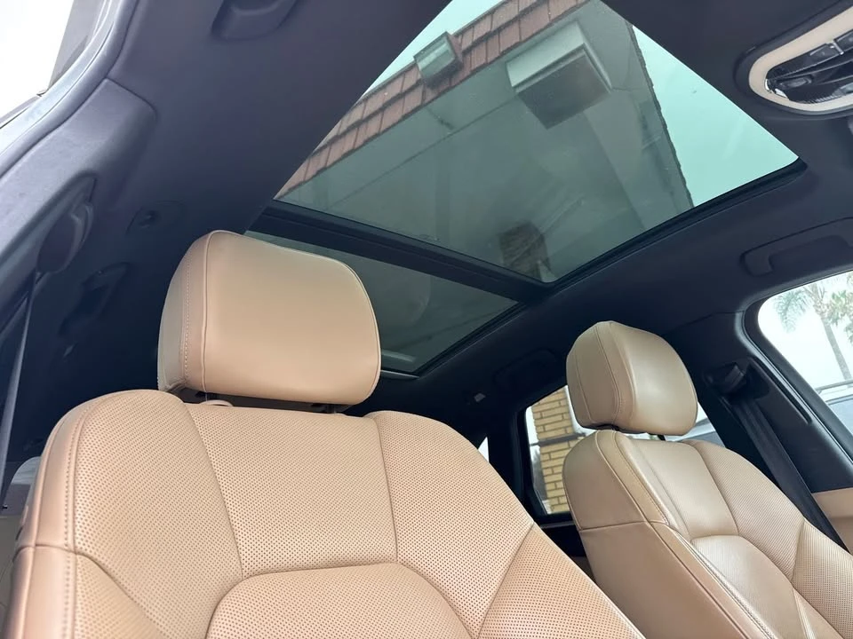 2019 Porsche Macan - Image 10 of 20