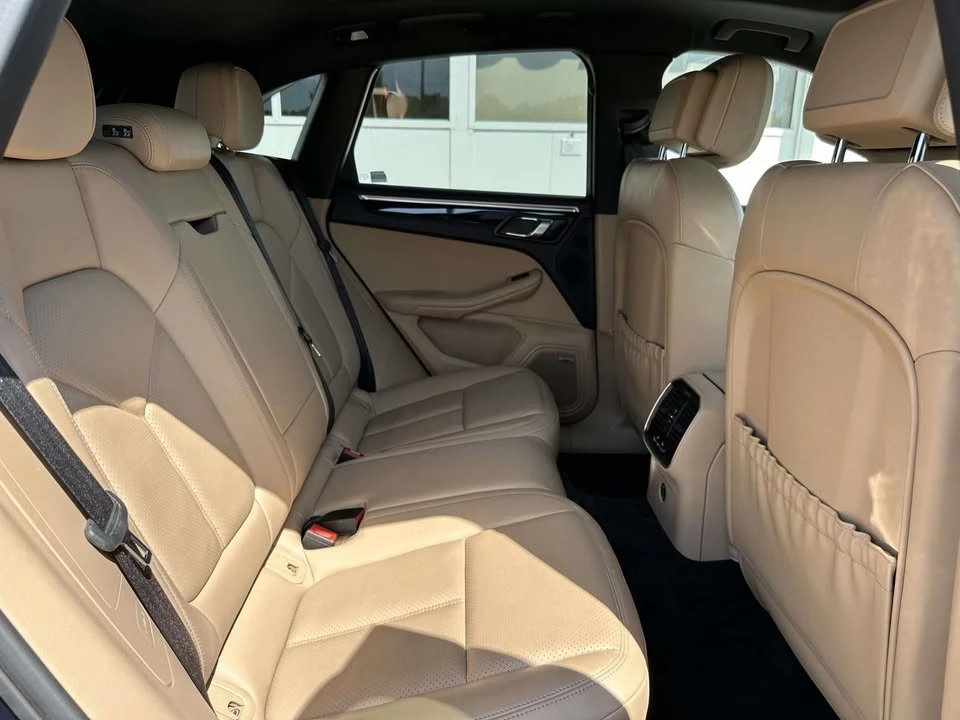 2019 Porsche Macan - Image 10 of 12