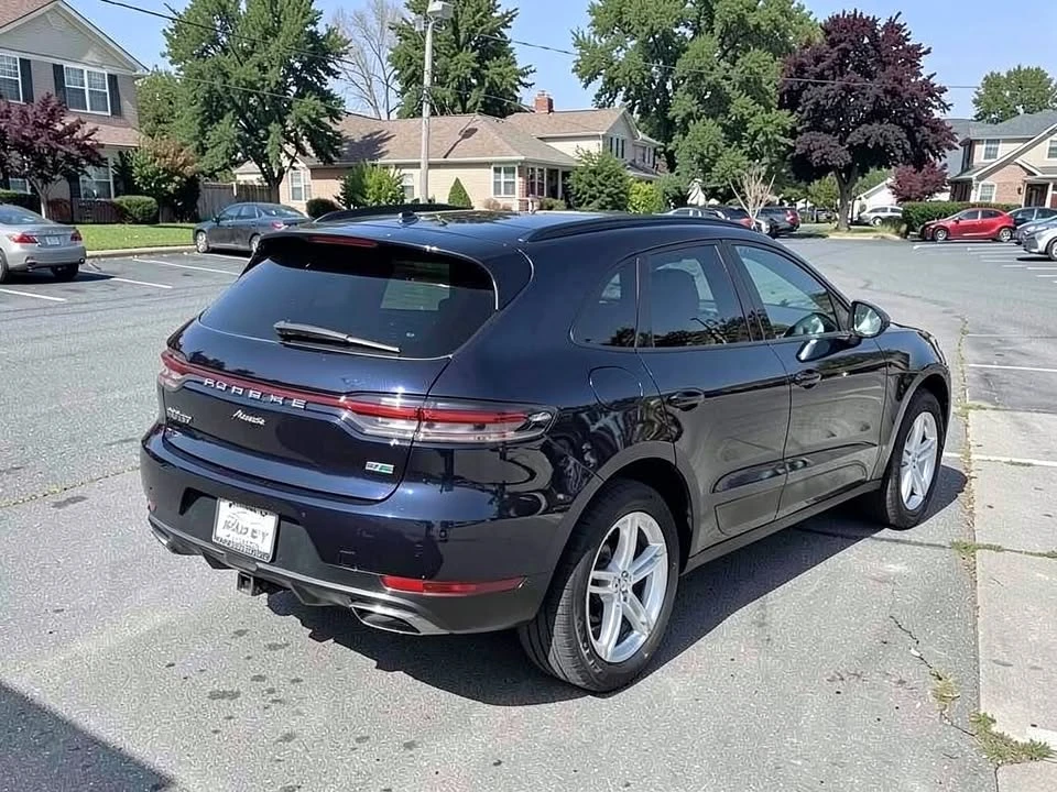 2019 Porsche Macan - Image 2 of 12