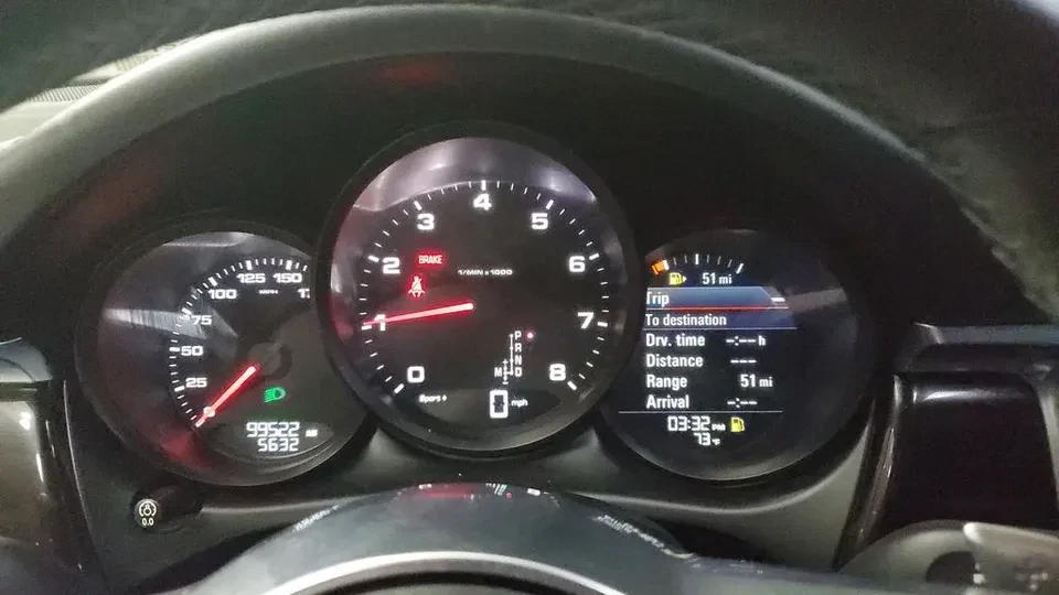 2019 Porsche Macan - Image 2 of 19
