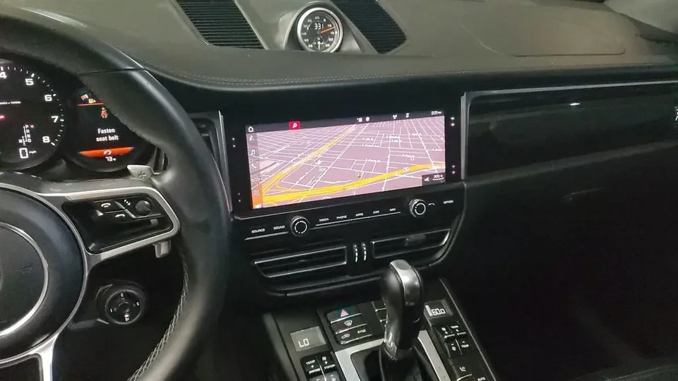 2019 Porsche Macan - Image 5 of 19
