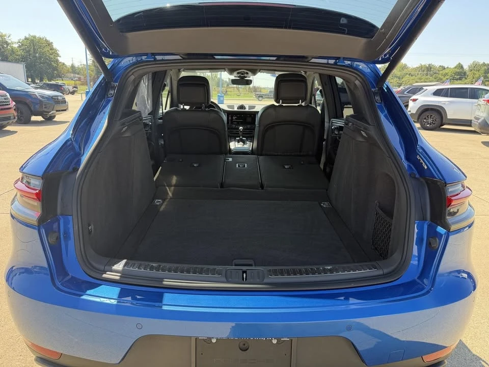 2019 Porsche Macan - Image 15 of 19