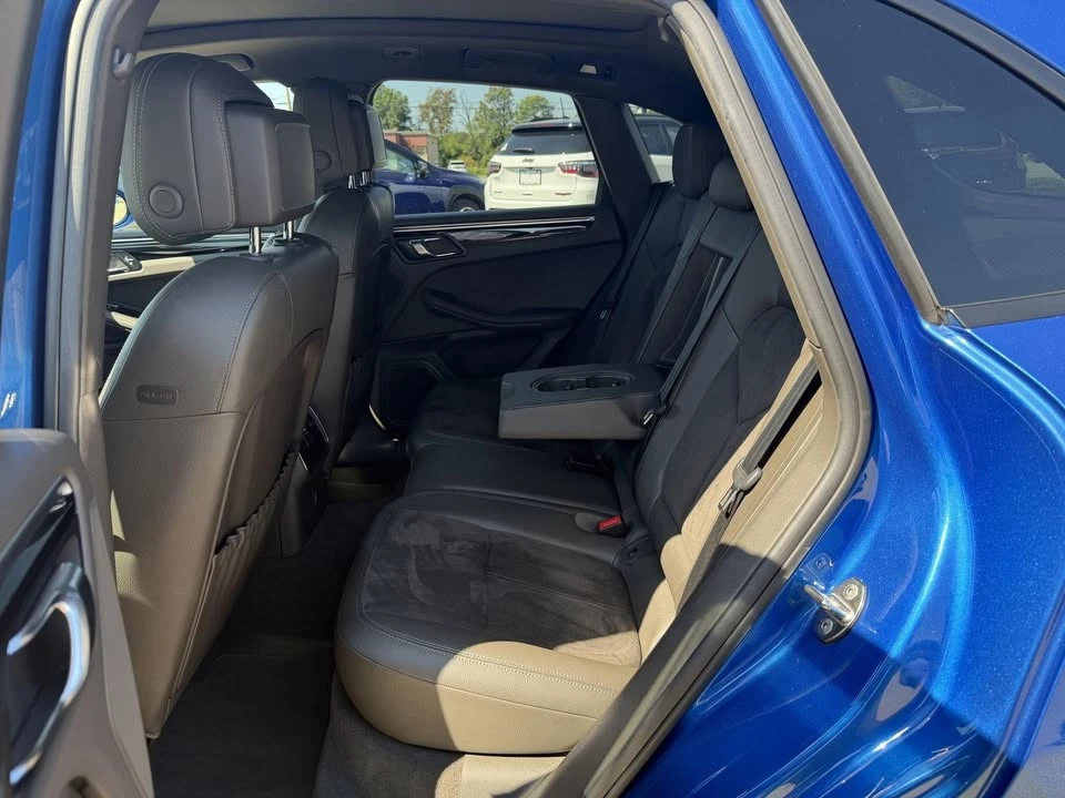 2019 Porsche Macan - Image 13 of 19