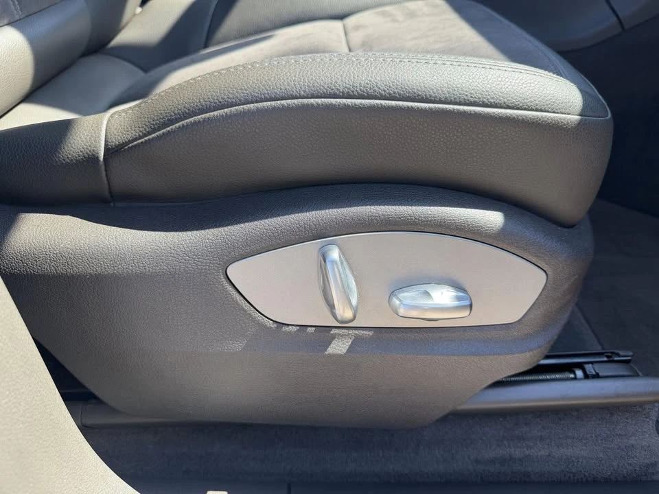2019 Porsche Macan - Image 11 of 19