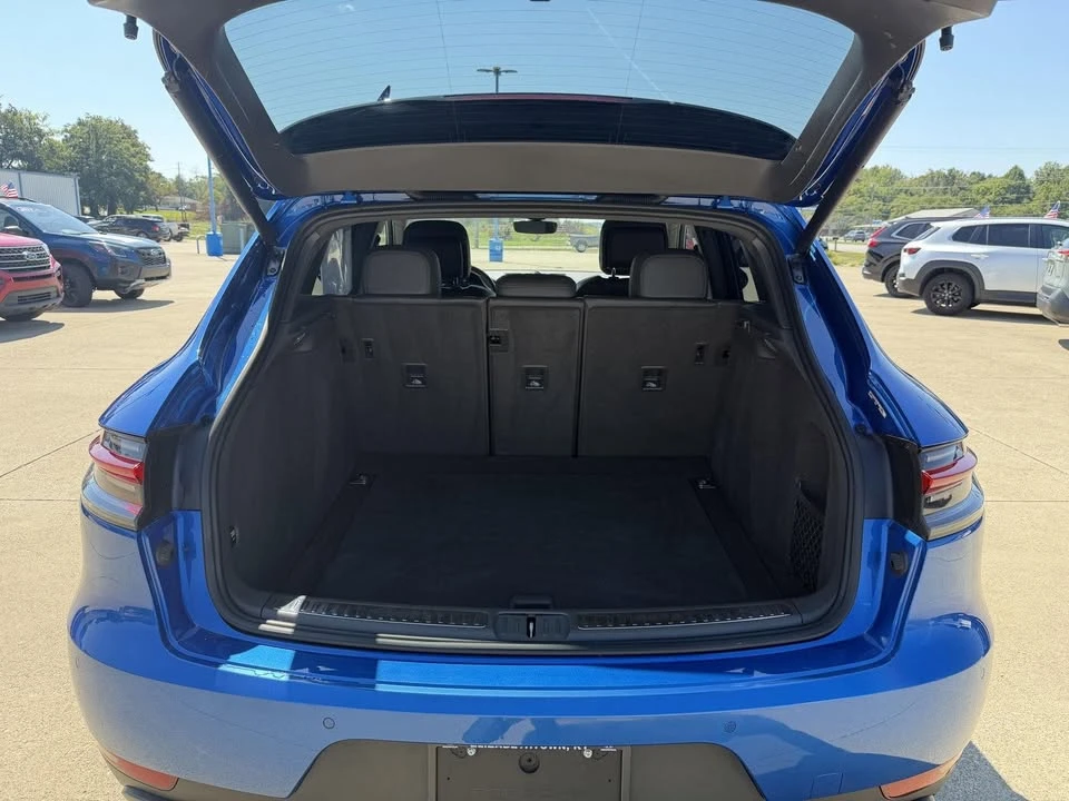 2019 Porsche Macan - Image 14 of 19