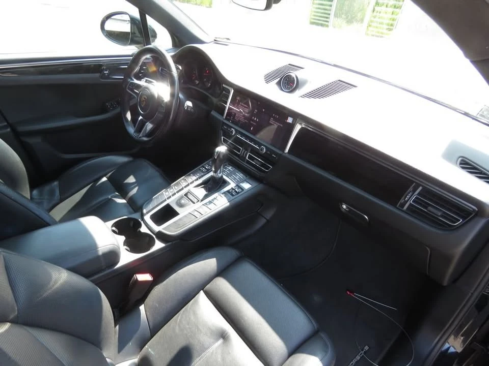 2019 Porsche Macan - Image 14 of 20