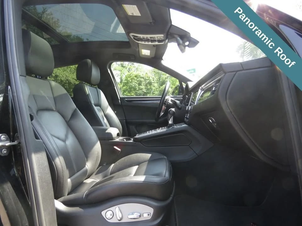2019 Porsche Macan - Image 13 of 20