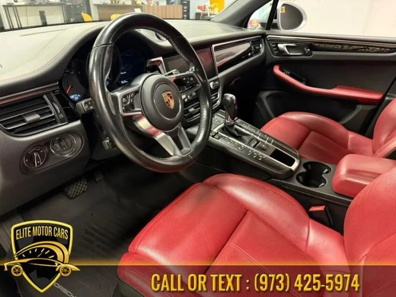 2019 Porsche Macan - Image 8 of 12