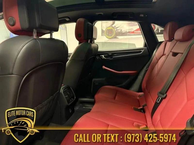 2019 Porsche Macan - Image 10 of 12