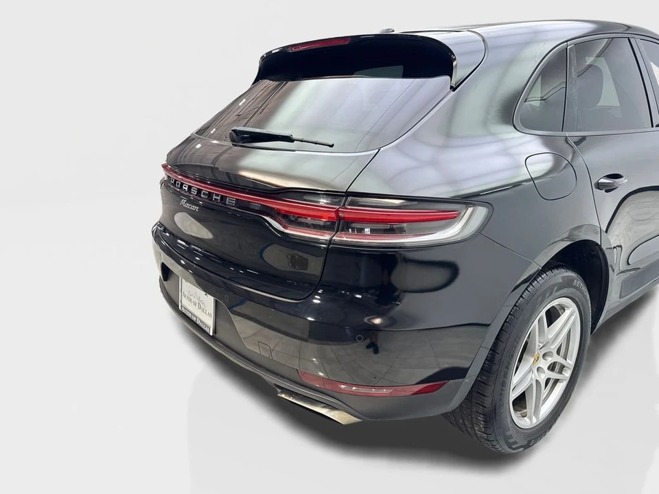 2019 Porsche Macan - Image 18 of 31