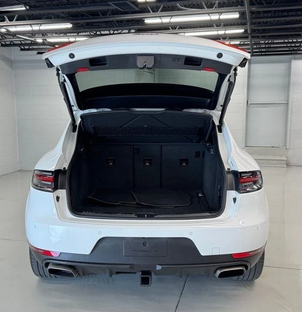 2019 Porsche Macan - Image 9 of 30