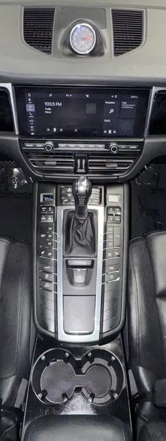 2019 Porsche Macan - Image 12 of 30