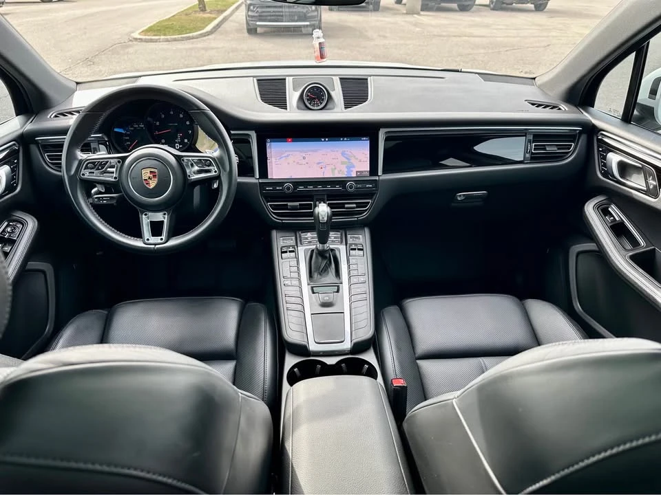 2019 Porsche Macan - Image 8 of 13