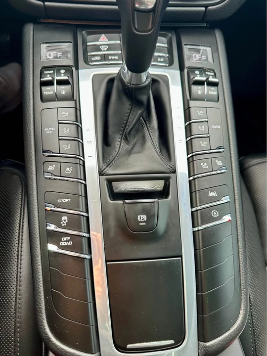 2019 Porsche Macan - Image 13 of 13