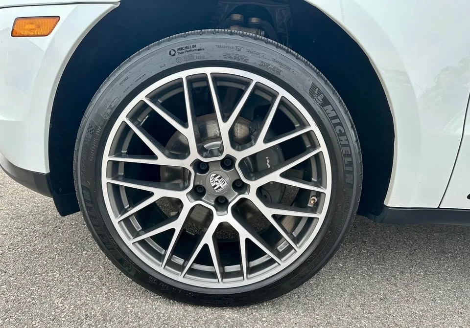 2019 Porsche Macan - Image 6 of 13