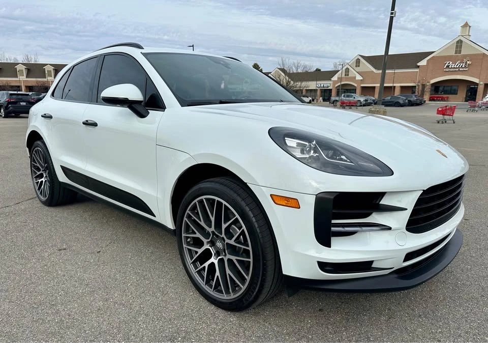 2019 Porsche Macan - Image 2 of 13