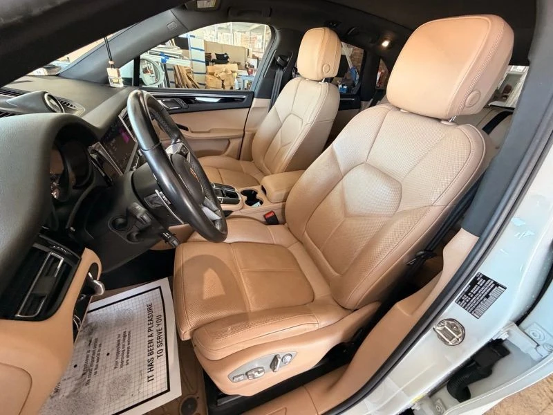 2019 Porsche Macan - Image 12 of 12