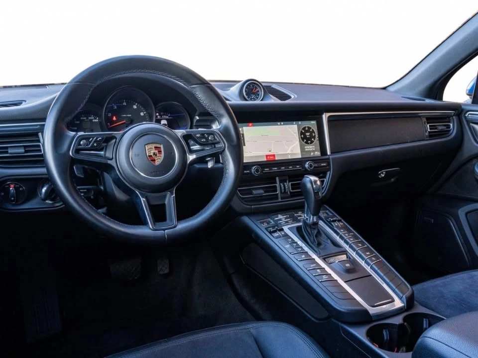 2019 Porsche Macan - Image 16 of 20