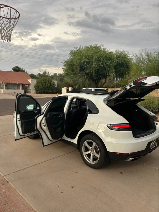 2019 Porsche Macan - Image 10 of 13