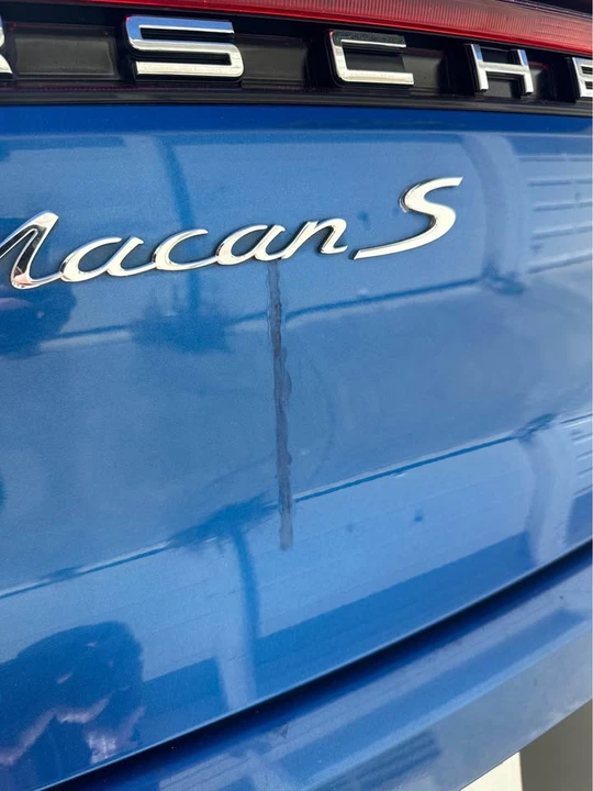 2019 Porsche Macan - Image 14 of 15