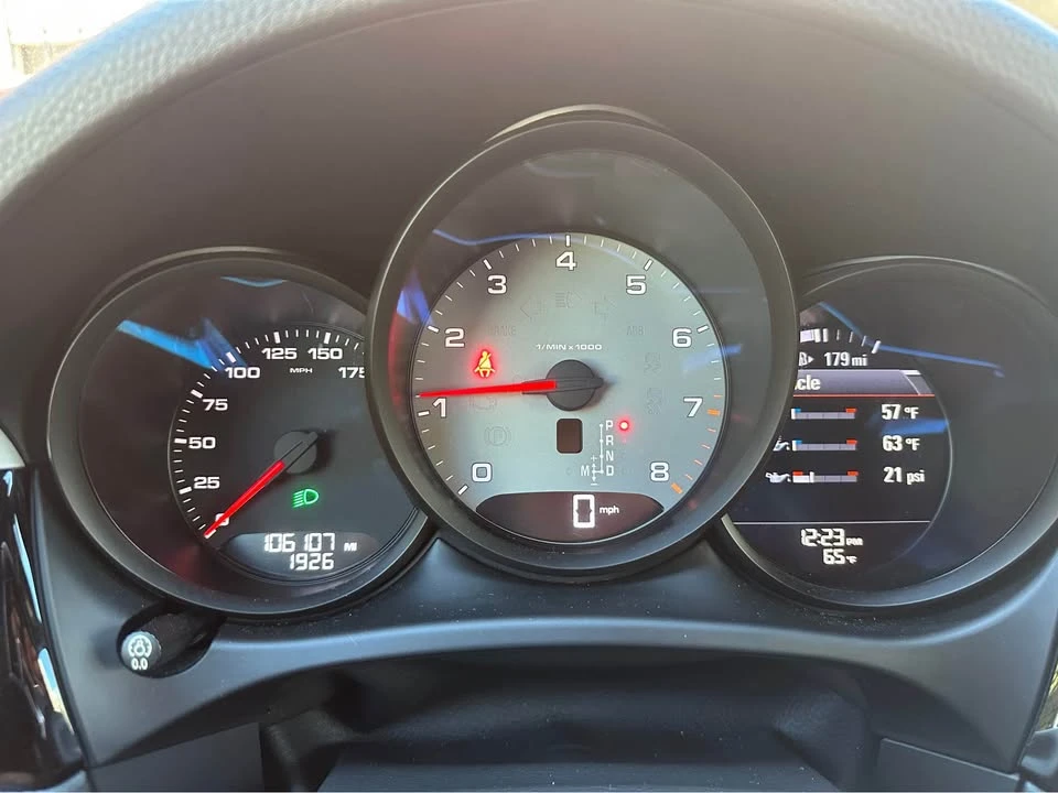2019 Porsche Macan - Image 12 of 15