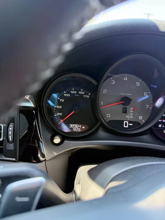2019 Porsche Macan - Image 7 of 15