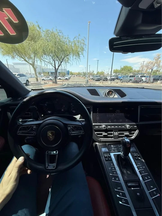 2019 Porsche Macan - Image 6 of 15
