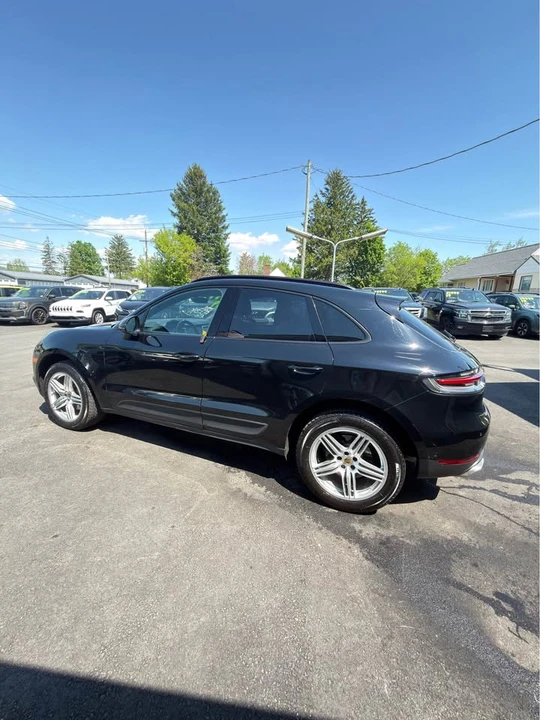 2019 Porsche Macan - Image 5 of 19