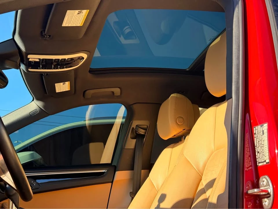 2019 Porsche Macan - Image 13 of 20