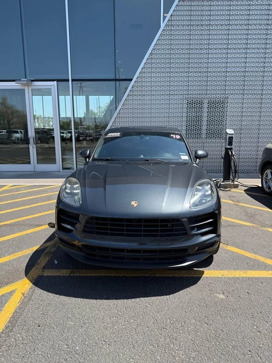 2019 Porsche Macan - Image 2 of 15