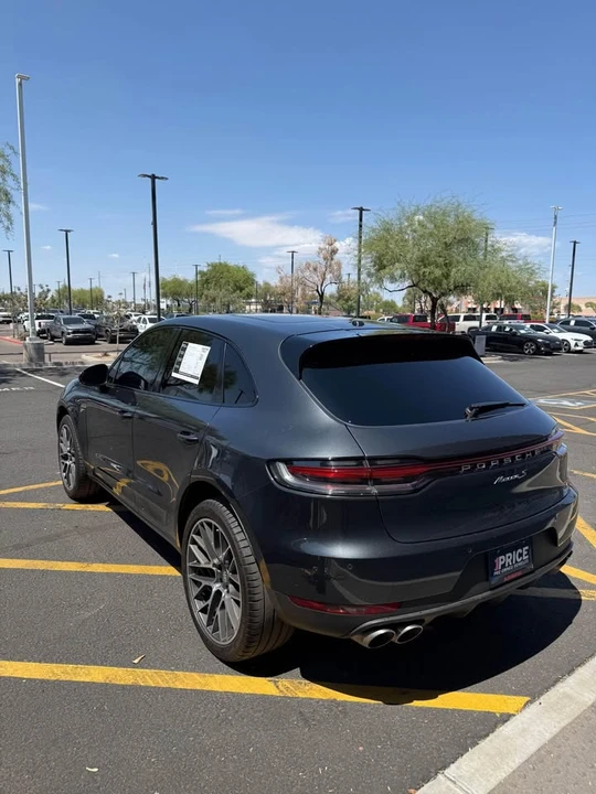 2019 Porsche Macan - Image 9 of 15