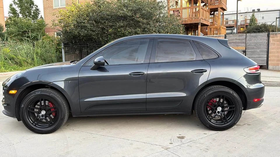 2019 Porsche Macan - Image 2 of 9