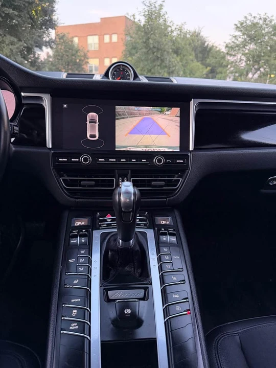 2019 Porsche Macan - Image 5 of 9