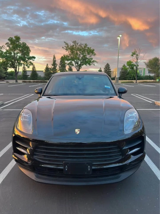 2019 Porsche Macan - Image 2 of 13