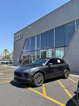 2019 Porsche Macan Macan