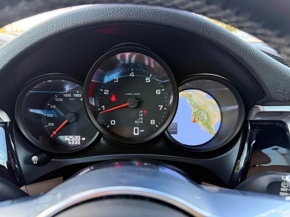 2019 Porsche Macan - Image 13 of 20