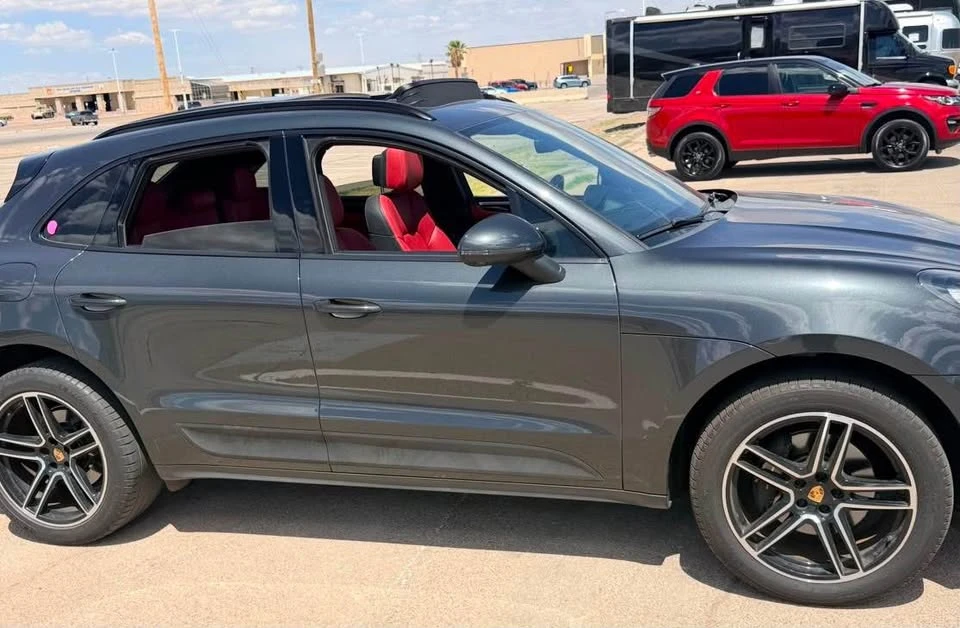 2019 Porsche Macan - Image 6 of 13