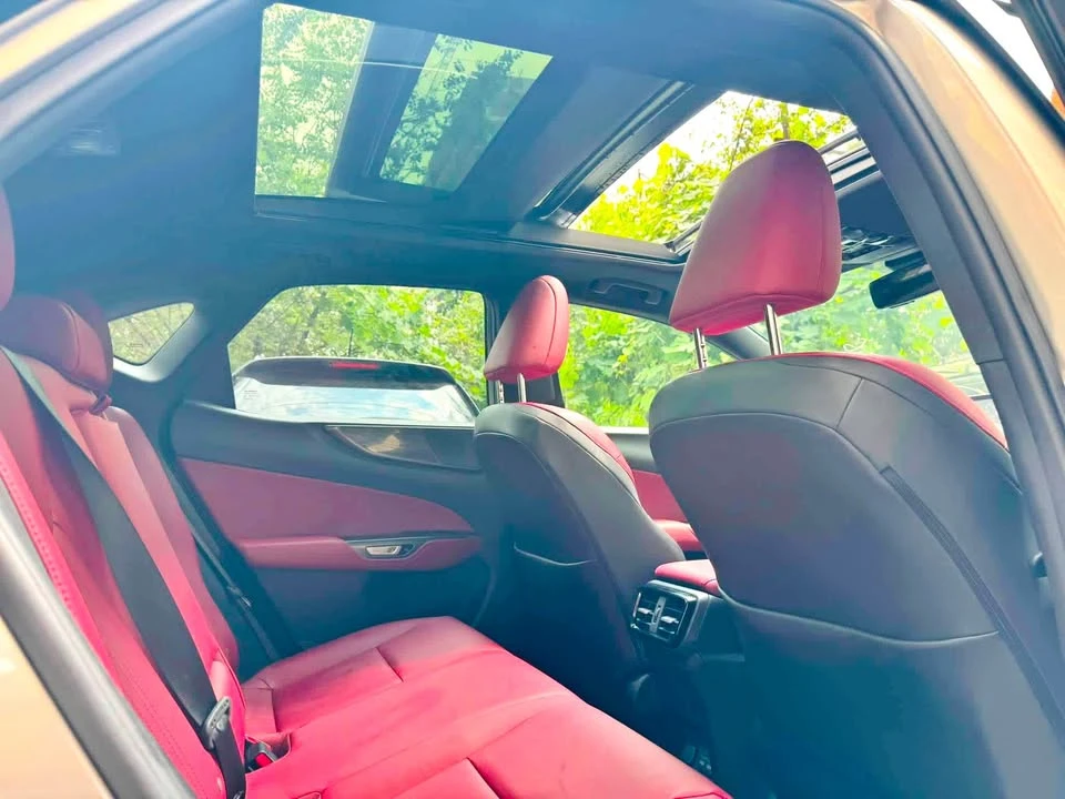 2019 Porsche Macan - Image 12 of 13