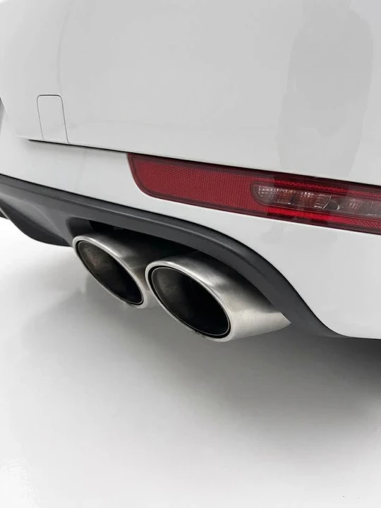 2019 Porsche Macan - Image 10 of 13