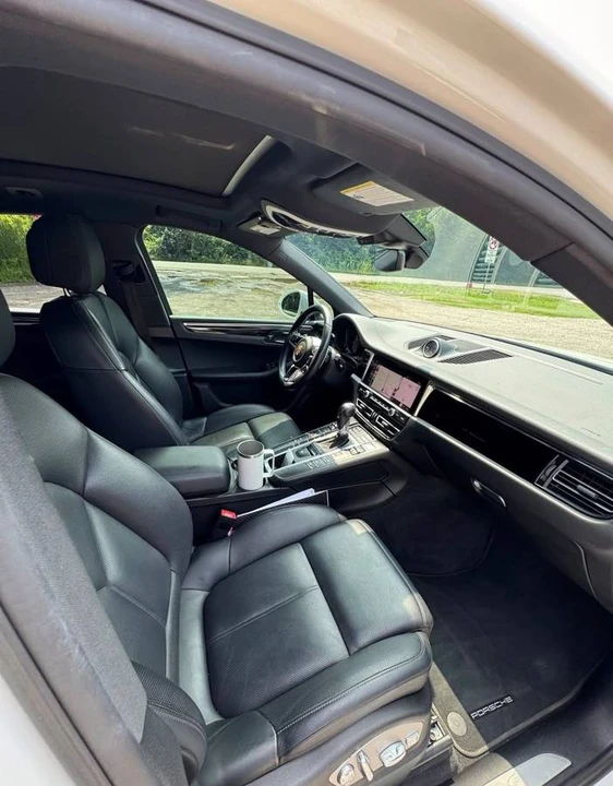 2019 Porsche Macan - Image 11 of 15