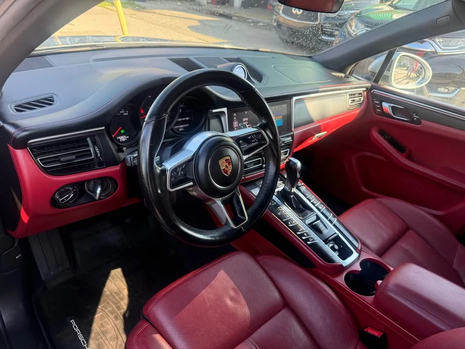 2019 Porsche Macan - Image 11 of 11