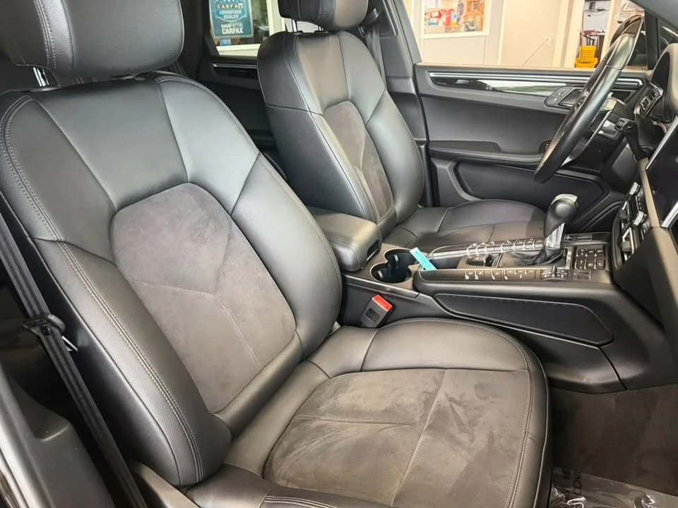 2019 Porsche Macan - Image 10 of 14